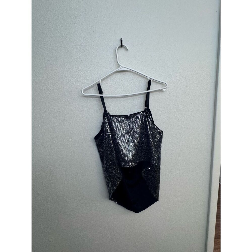 NWT Torrid Deep Black Sequin Cowl Cami - Size 2 - Picture 8 of 12